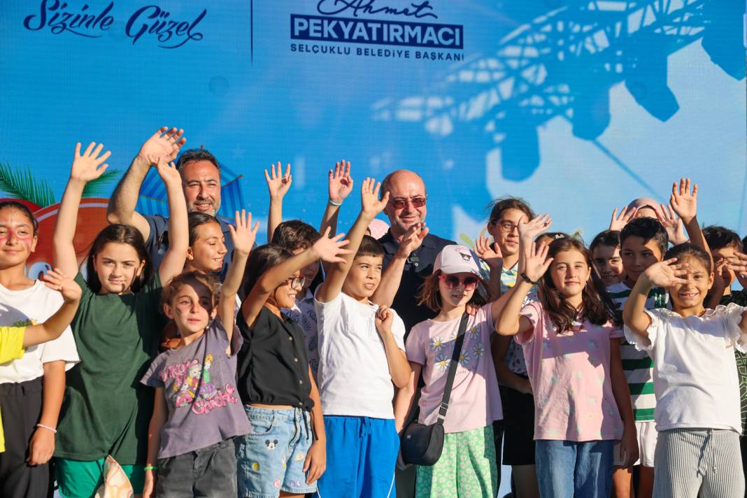 Selçuklu'da çocukların neşesi gökyüzüne taştı 11